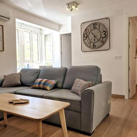 Moderno Apartamento Sevilla Zona Nervion. Wifi/Ac Екстер'єр фото
