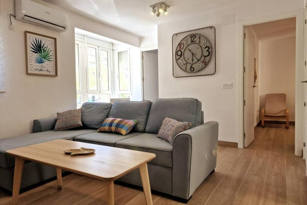 Moderno Apartamento Sevilla Zona Nervion. Wifi/Ac Екстер'єр фото
