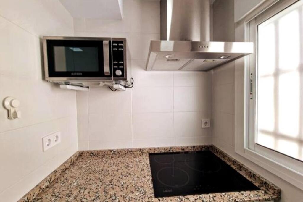 Moderno Apartamento Sevilla Zona Nervion. Wifi/Ac Екстер'єр фото