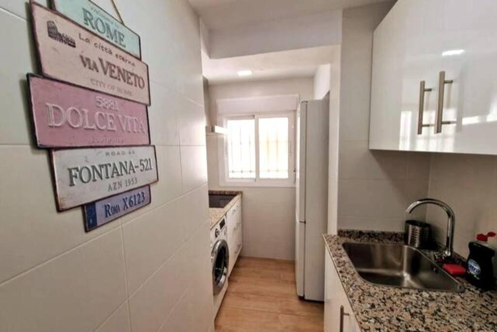 Moderno Apartamento Sevilla Zona Nervion. Wifi/Ac Екстер'єр фото